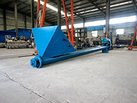 螺旋輸送機(jī)的輸送結(jié)構(gòu)為：螺旋機(jī)殼，螺旋軸，螺旋葉片，螺旋電機(jī)等多個(gè)部件的使用。